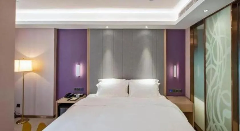 Bed in Lavande Hotel Guangzhou Jiahewanggang Metro Station Konggang Avenue Jinbo Plaza