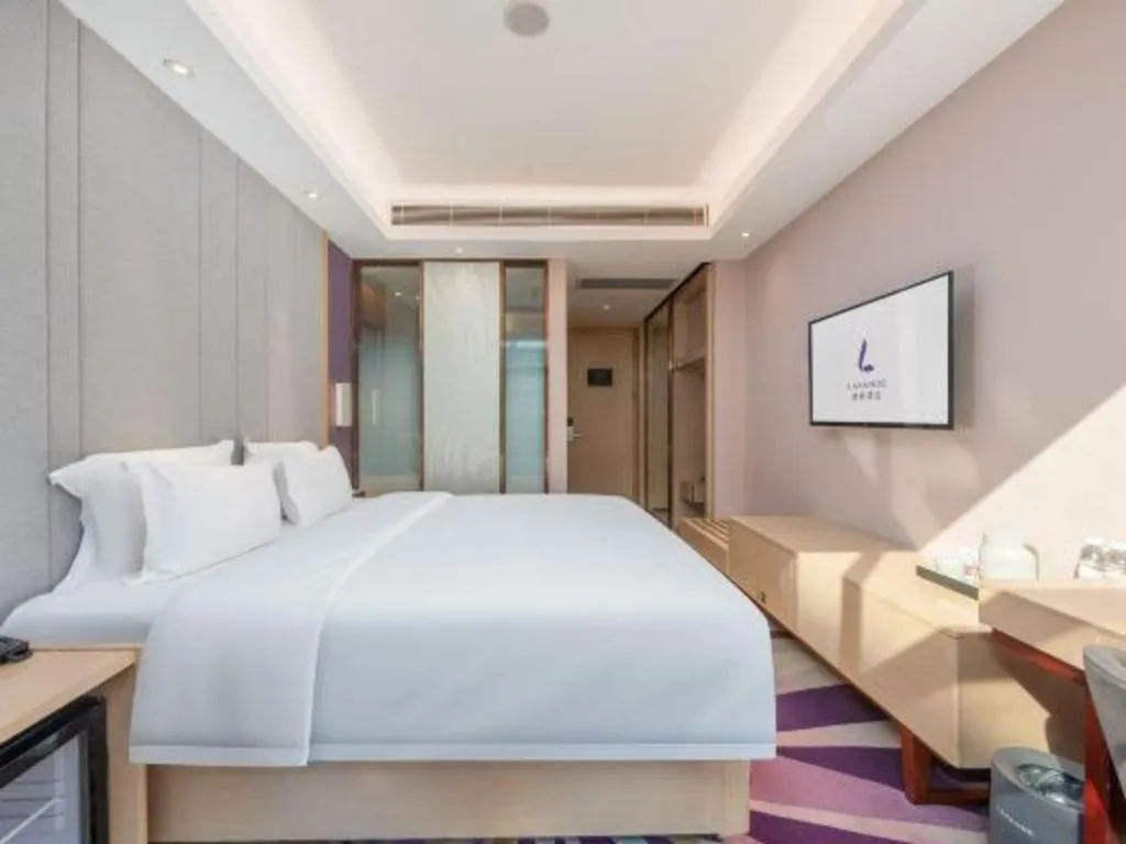 Bed in Lavande Hotel Guangzhou Jiahewanggang Metro Station Konggang Avenue Jinbo Plaza