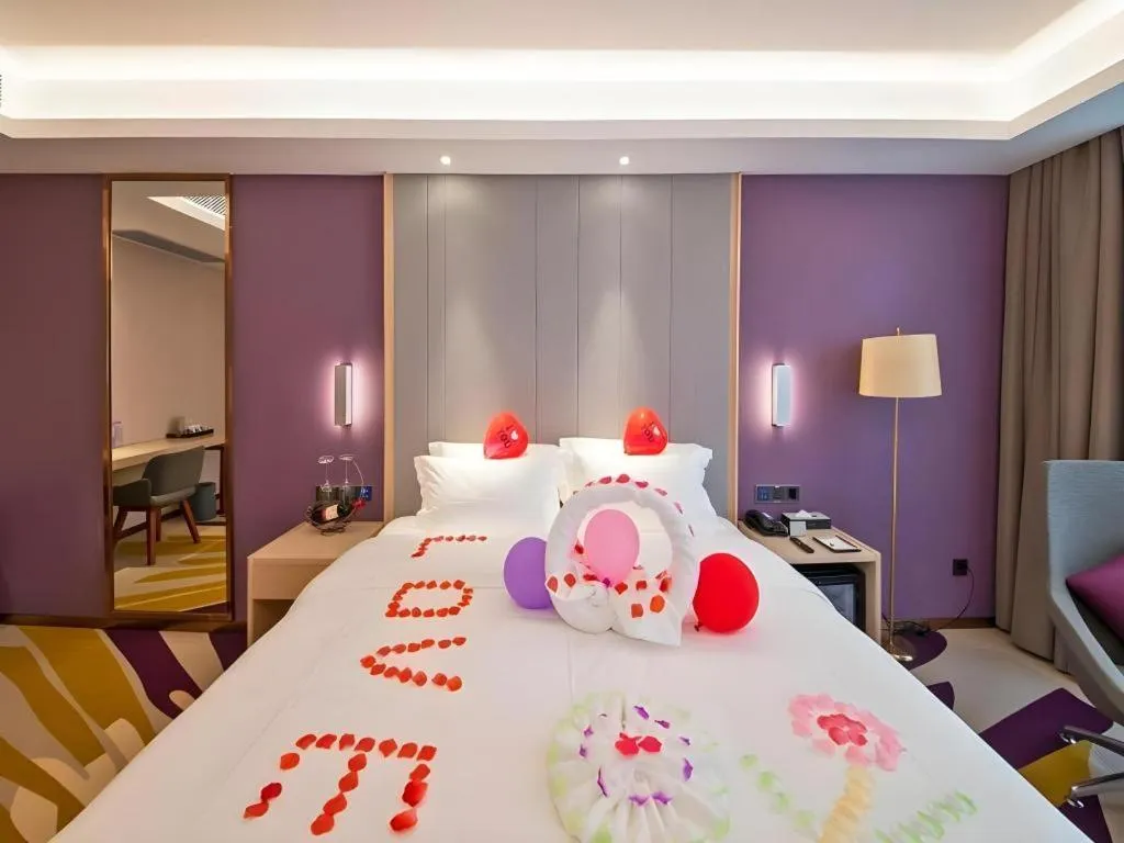 Bed in Lavande Hotel Guangzhou Jiahewanggang Metro Station Konggang Avenue Jinbo Plaza