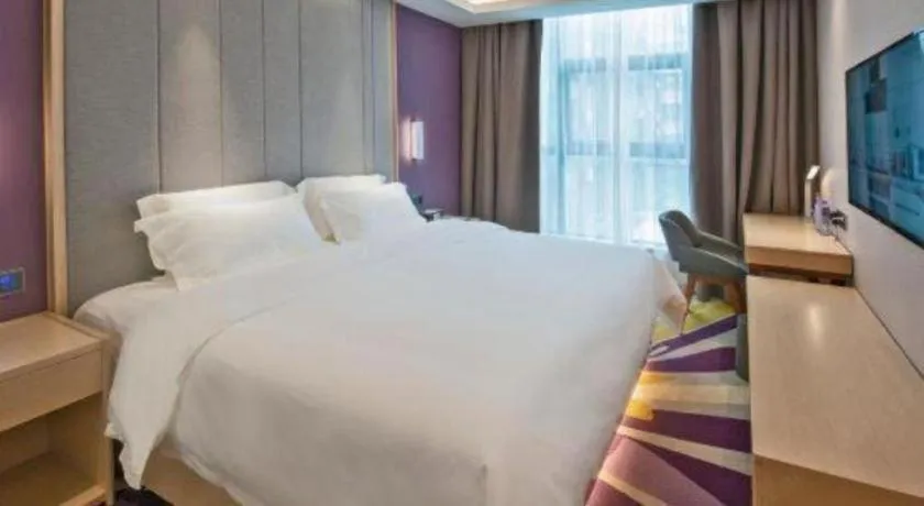 Bed in Lavande Hotel Guangzhou Jiahewanggang Metro Station Konggang Avenue Jinbo Plaza