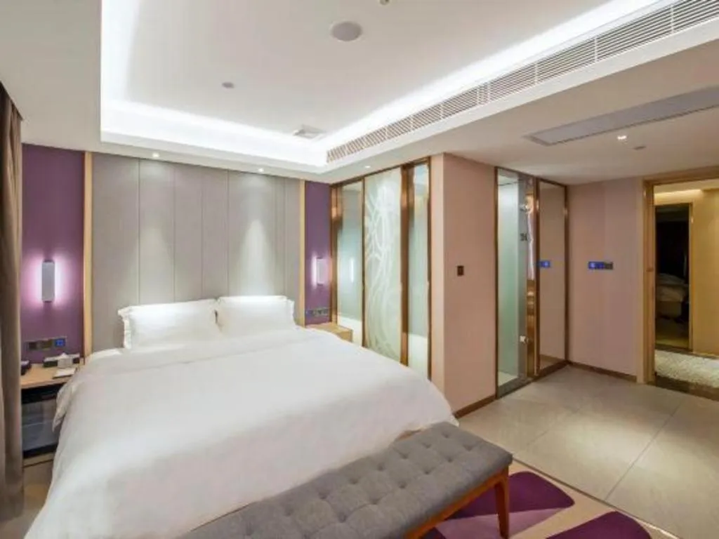 Bed in Lavande Hotel Guangzhou Jiahewanggang Metro Station Konggang Avenue Jinbo Plaza