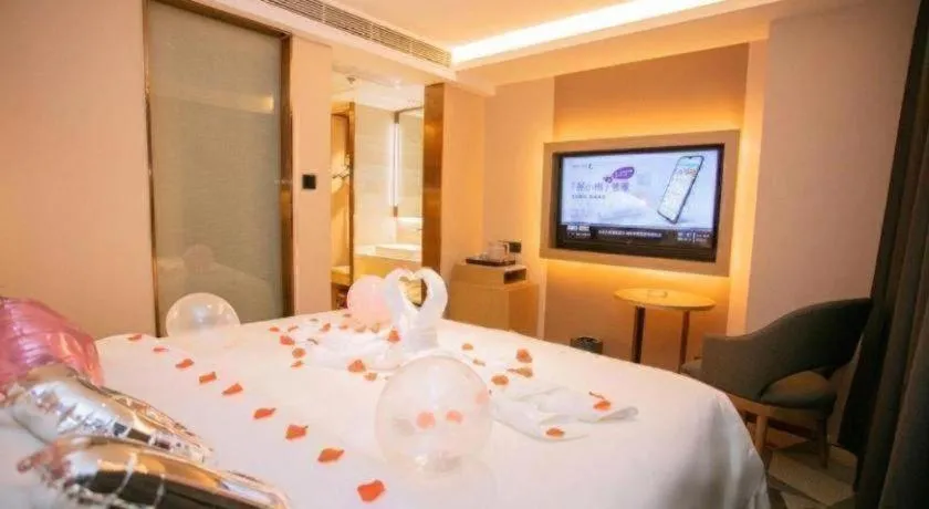 Bed in Lavande Hotel Shenzhen East Gate Wanxiang City Guomao Metro Statipn