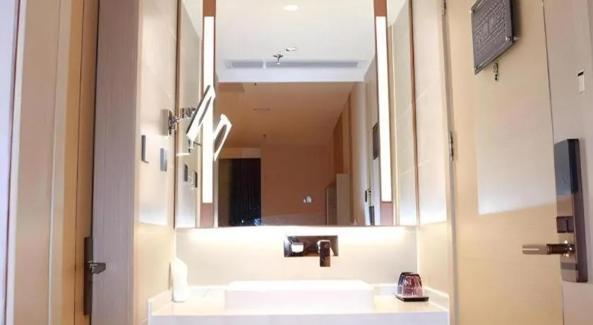 Lavande Hotel Shenzhen East Gate Wanxiang City Guomao Metro Statipn