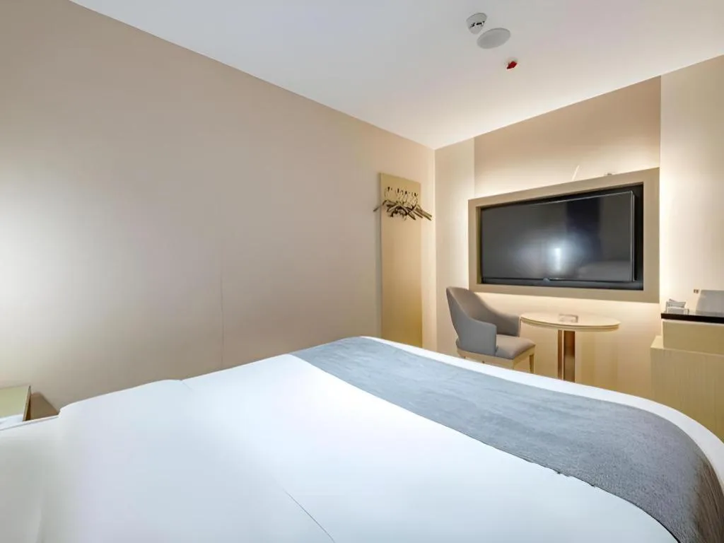 Bed in Lavande Hotel Shenzhen East Gate Wanxiang City Guomao Metro Statipn