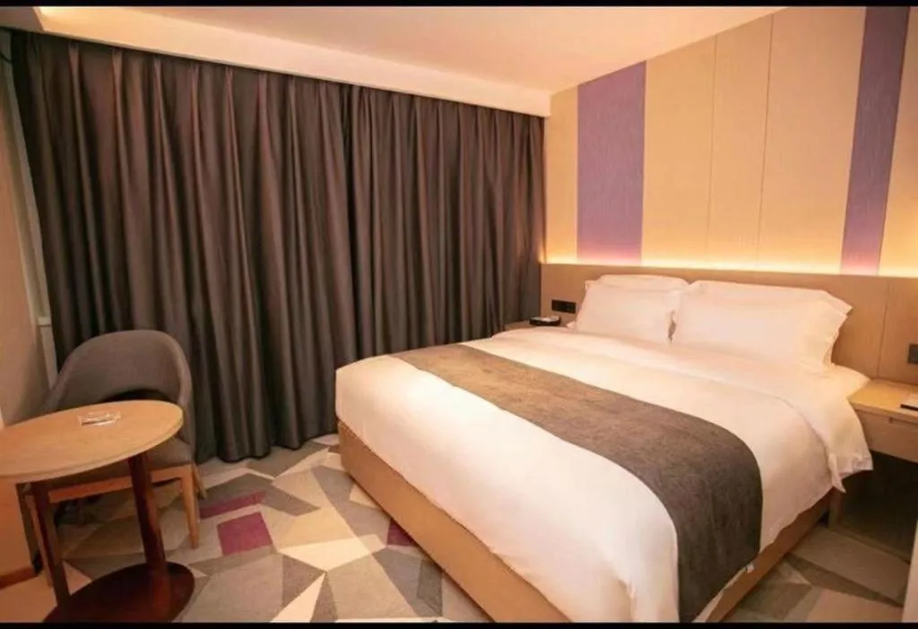 Bed in Lavande Hotel Shenzhen East Gate Wanxiang City Guomao Metro Statipn