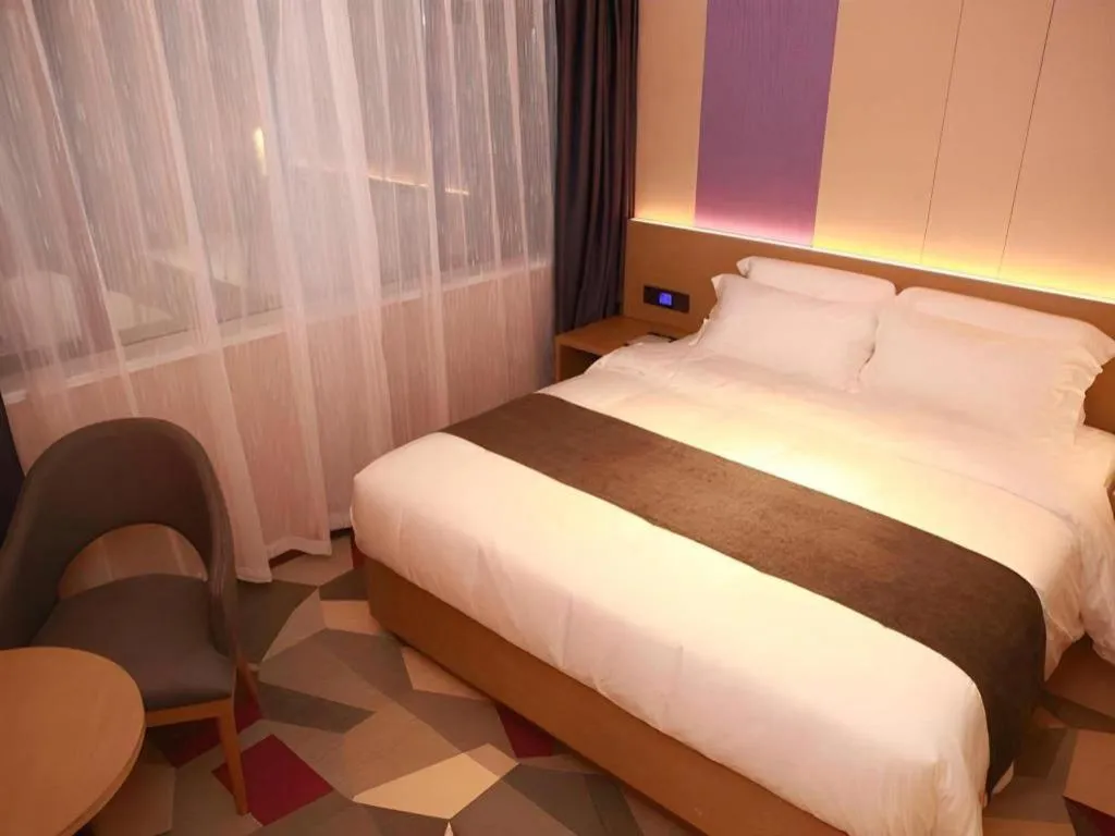 Bed in Lavande Hotel Shenzhen East Gate Wanxiang City Guomao Metro Statipn