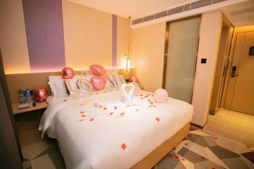 Bed in Lavande Hotel Shenzhen East Gate Wanxiang City Guomao Metro Statipn