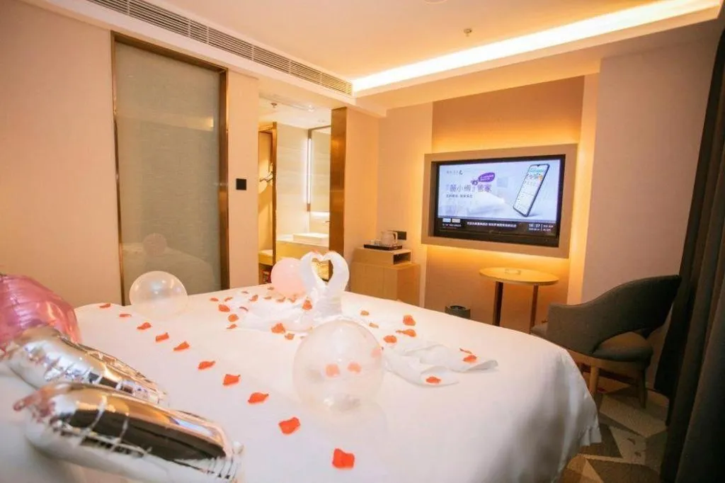 Bed in Lavande Hotel Shenzhen East Gate Wanxiang City Guomao Metro Statipn