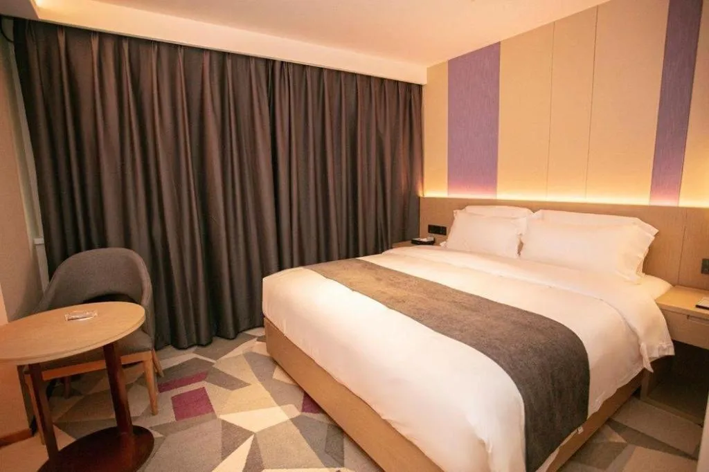 Bed in Lavande Hotel Shenzhen East Gate Wanxiang City Guomao Metro Statipn