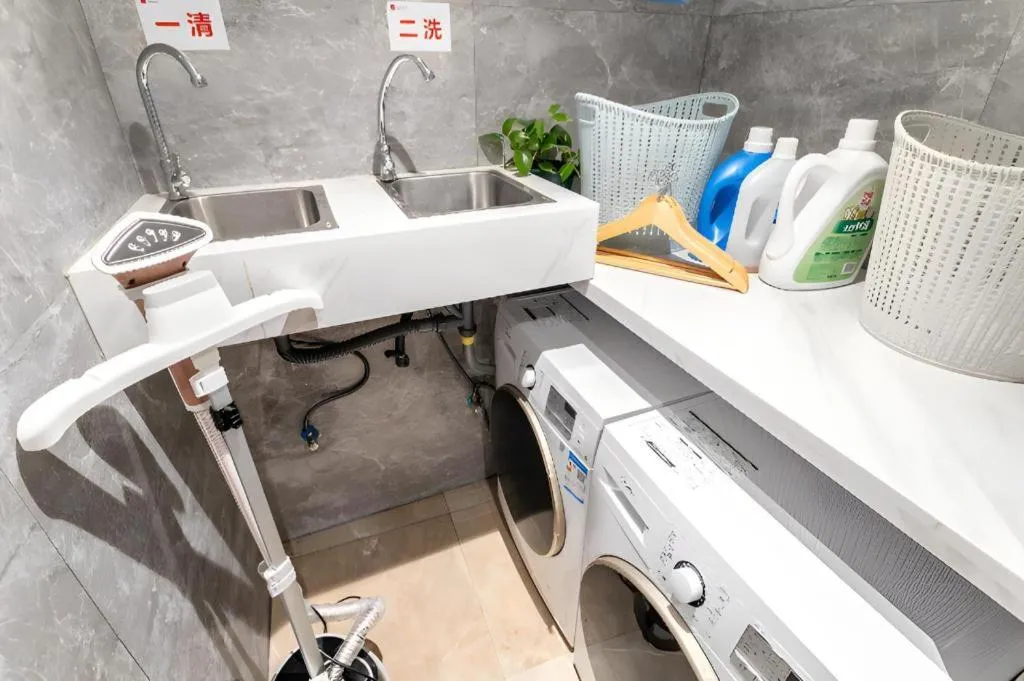 Echarm Hotel Guangzhou Gangding Huashi Metro Station