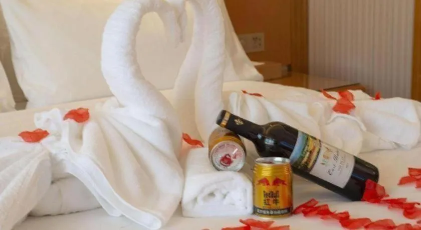 Bed in Vienna Hotel Zhengzhou Only Henan Movie Town