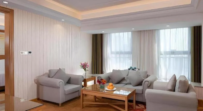 Vienna Hotel Zhengzhou Only Henan Movie Town
