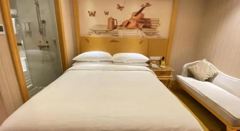 Bed in Vienna Hotel Shenzhen Qinghu Metro Station