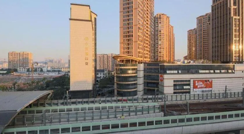 Vienna Hotel Shenzhen Qinghu Metro Station