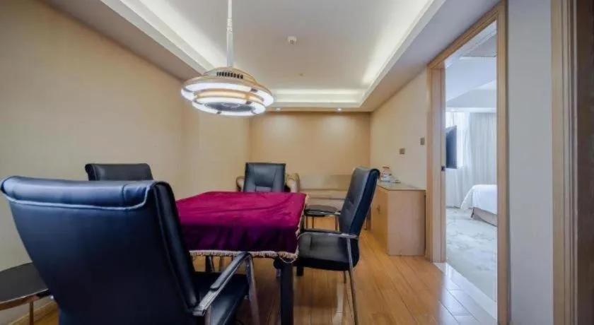 Vienna Hotel Shenzhen Guanlan Shanshuitianyuan Xintian