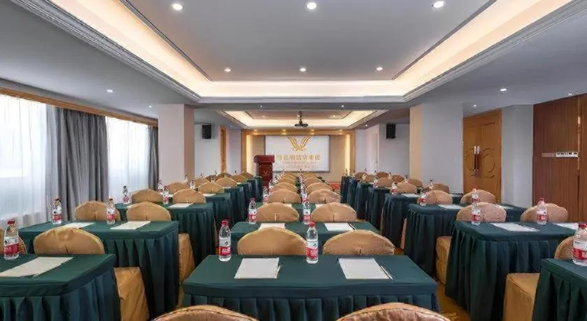 Vienna Hotel Shenzhen Guanlan Shanshuitianyuan Xintian
