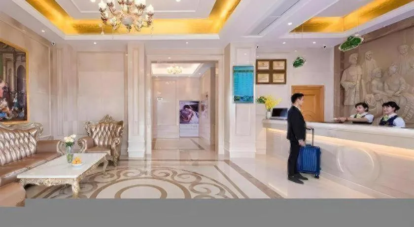 Vienna Hotel Shenzhen Guanlan Shanshuitianyuan Xintian