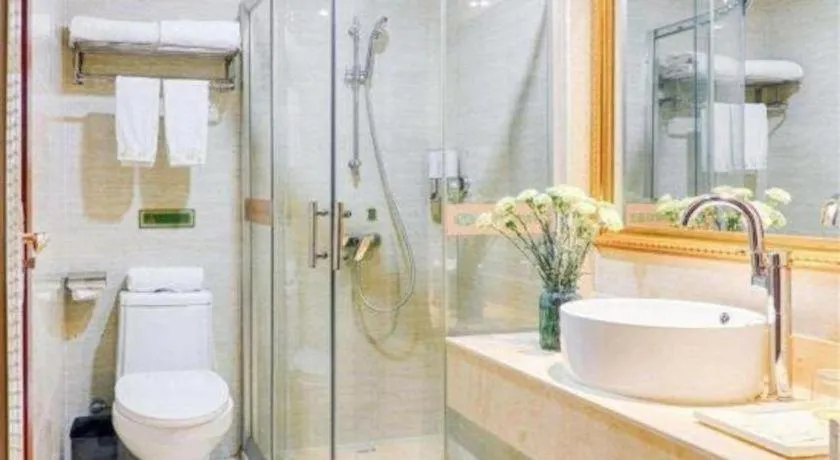 Vienna Hotel Shenzhen Guanlan Shanshuitianyuan Xintian