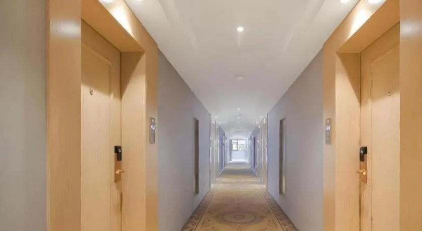 Vienna Hotel Kunming Baiyun Road Metro Station Jiang'an