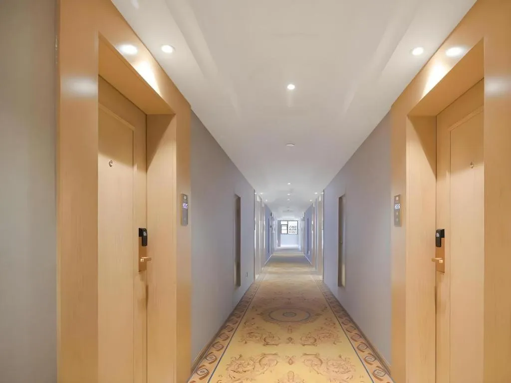 Vienna Hotel Kunming Baiyun Road Metro Station Jiang'an