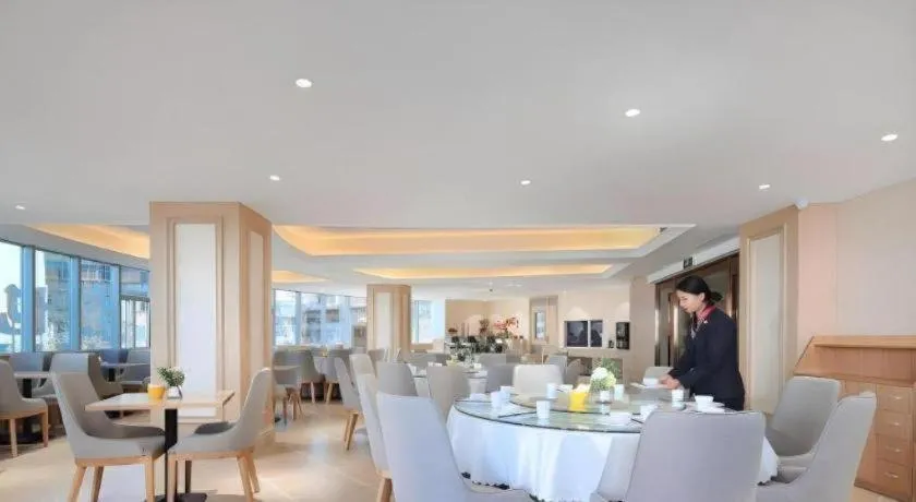 Vienna Hotel Kunming Baiyun Road Metro Station Jiang'an