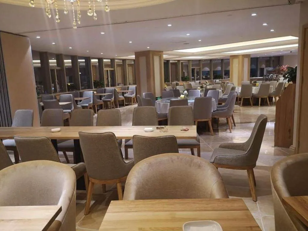 Vienna Hotel Kunming Baiyun Road Metro Station Jiang'an