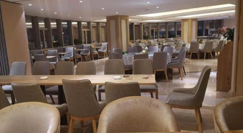 Vienna Hotel Kunming Baiyun Road Metro Station Jiang'an