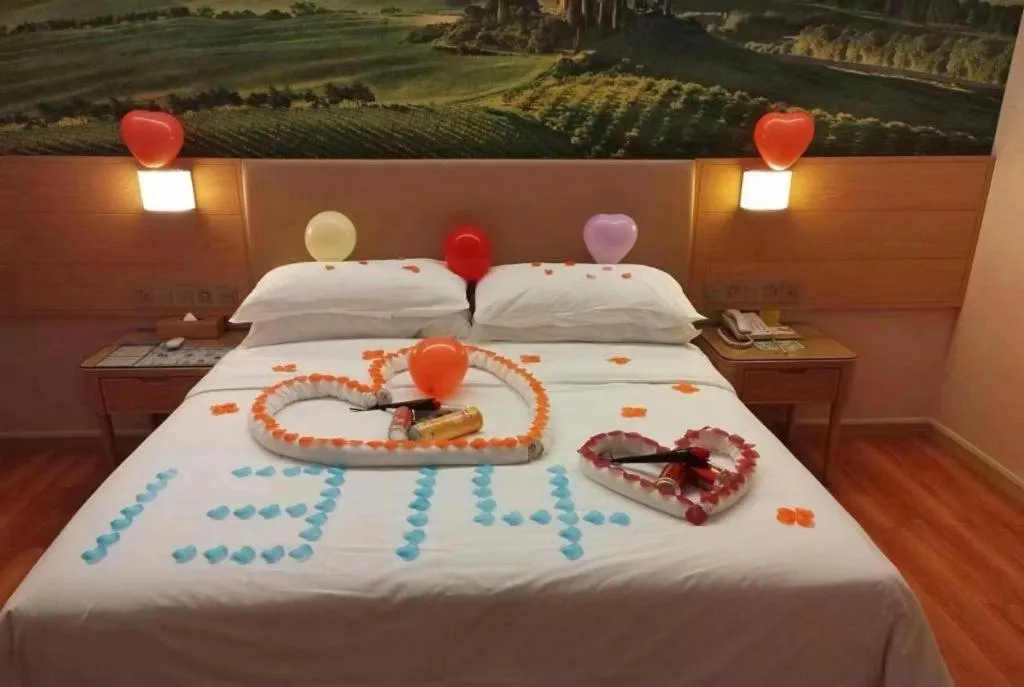 Bed in Best Sleep International Hotel Shenzhen Tanglang Metro Station