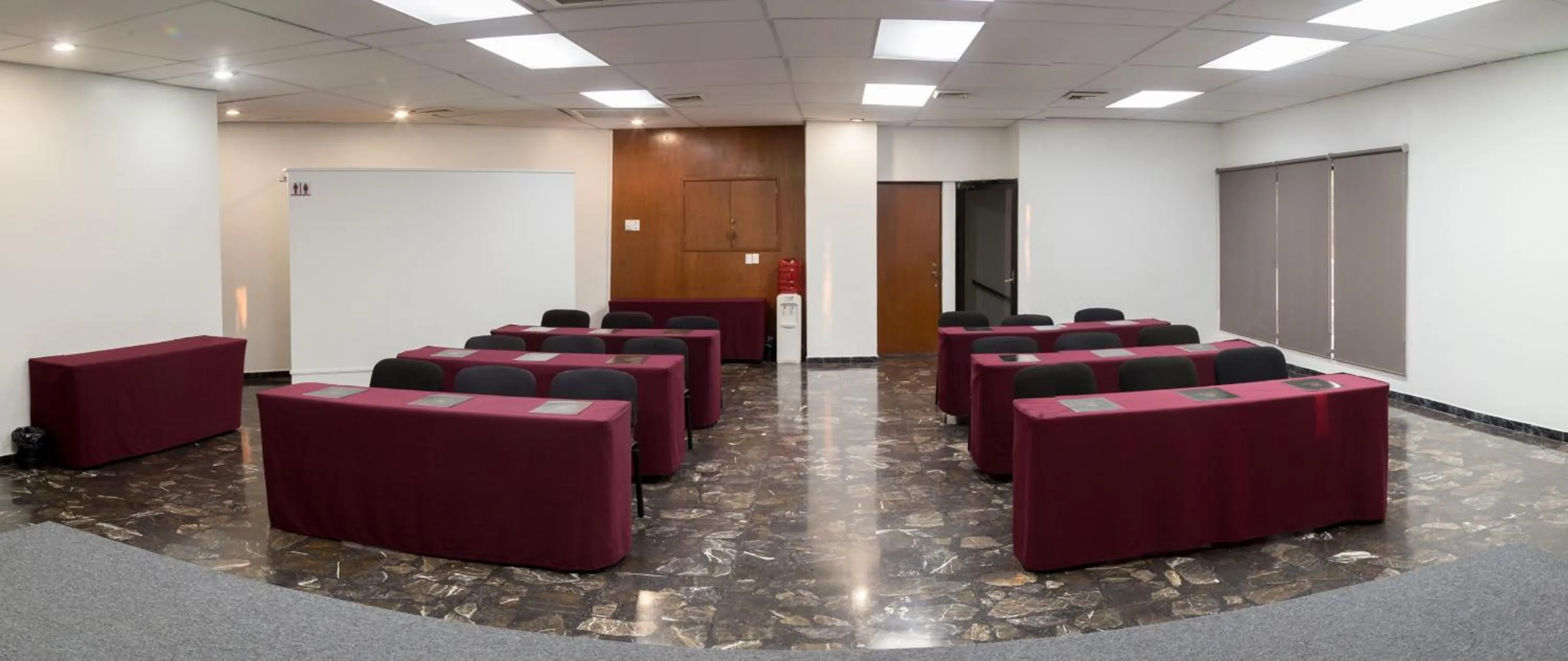 Banquet/Function facilities in Hotel La Riviera