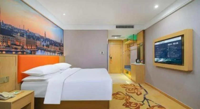 Bed in Vienna Hotel Suzhou Yangcheng Lake Fashion Stage