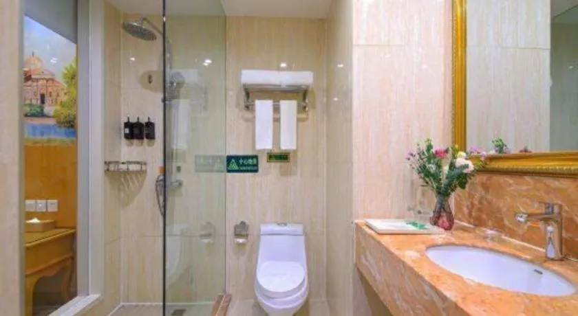 Vienna Hotel Suzhou Yangcheng Lake Fashion Stage