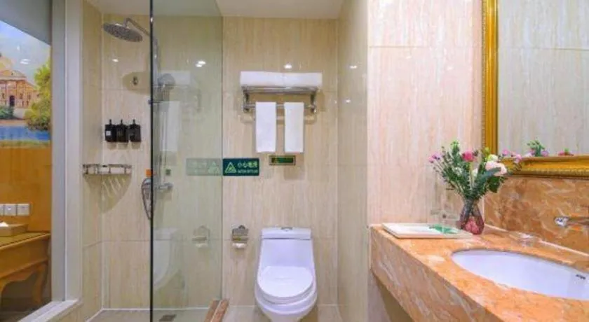 Vienna Hotel Suzhou Yangcheng Lake Fashion Stage