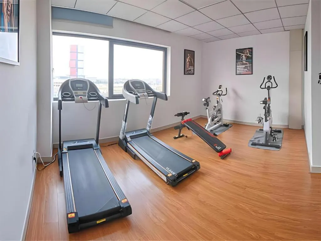 Vienna Hotel Suzhou Yangcheng Lake Fashion Stage