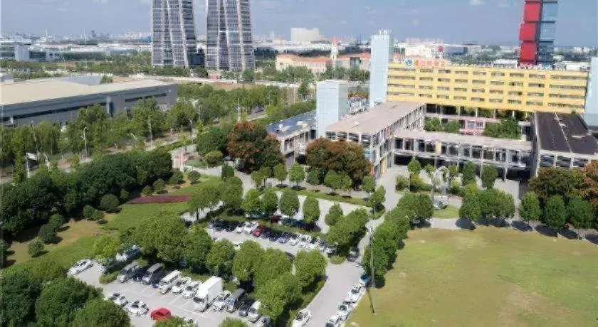 Vienna Hotel Suzhou Yangcheng Lake Fashion Stage