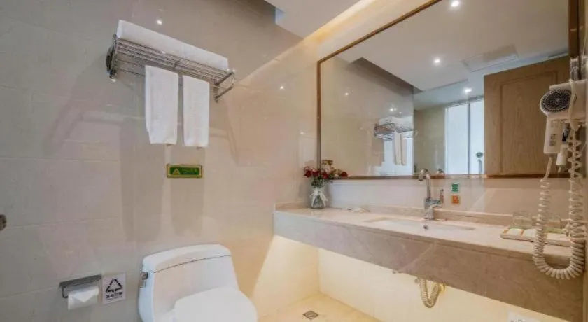 Vienna Hotel Shenzhen Pingshan Longtian Town