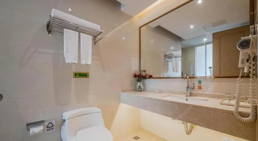 Vienna Hotel Shenzhen Pingshan Longtian Town