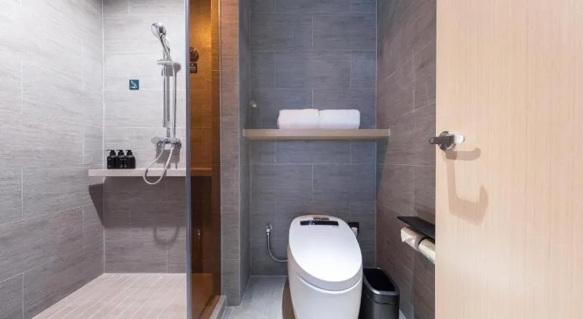 Atour Hotel Wuhan Chuhehan Street Hanxiu Theater