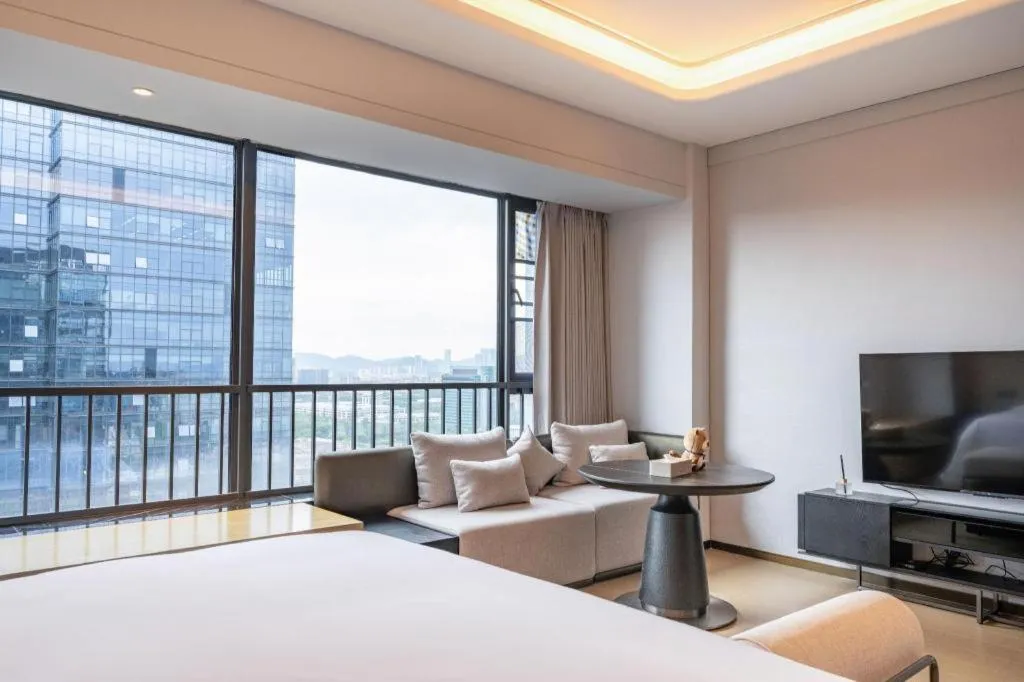 Bed in Shenzhen Cloud Park Manhattan Hotel