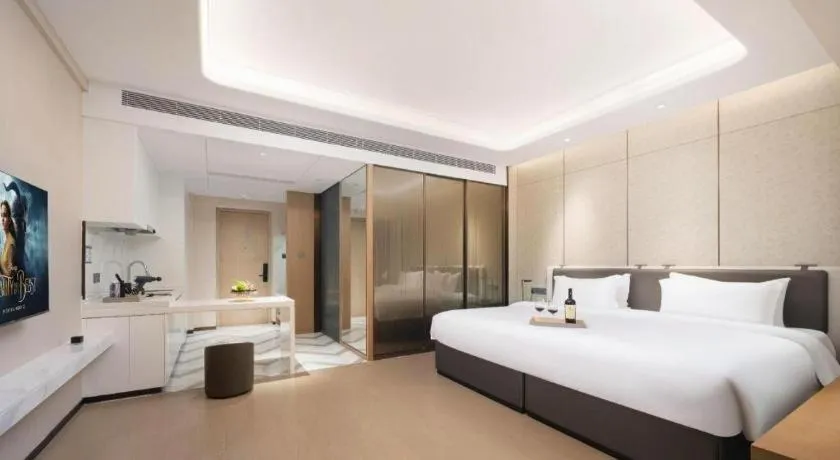 Bed in Shenzhen Cloud Park Manhattan Hotel