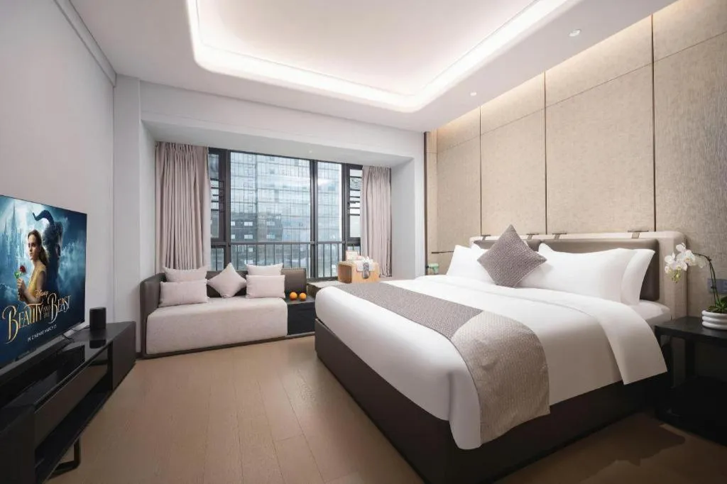 Bed in Shenzhen Cloud Park Manhattan Hotel