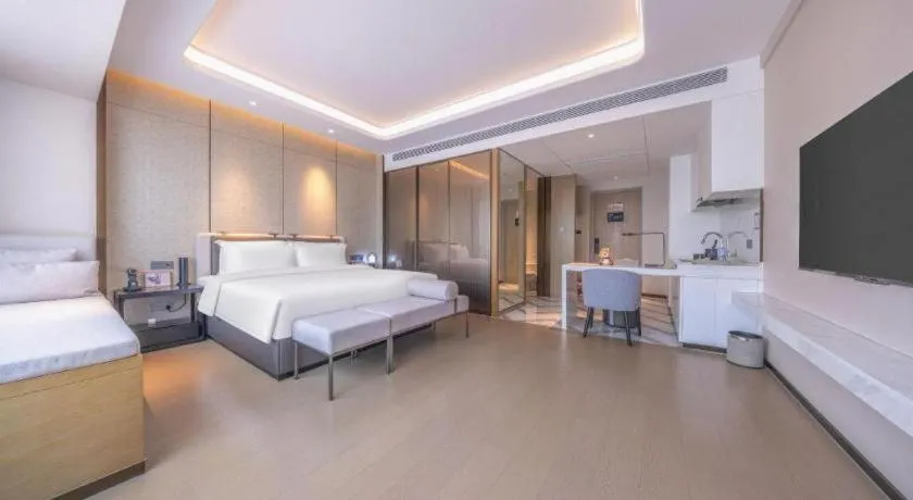 Bed in Shenzhen Cloud Park Manhattan Hotel