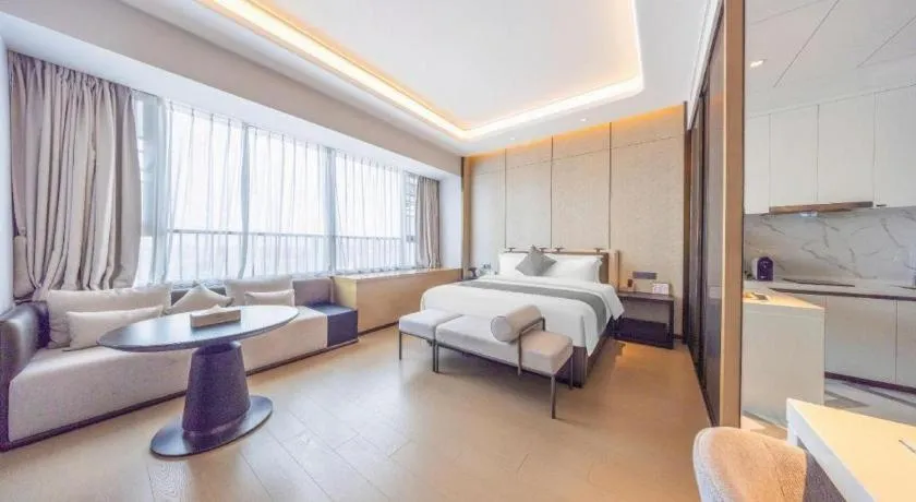 Bed in Shenzhen Cloud Park Manhattan Hotel