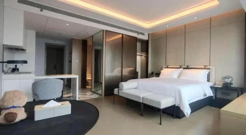 Bed in Shenzhen Cloud Park Manhattan Hotel