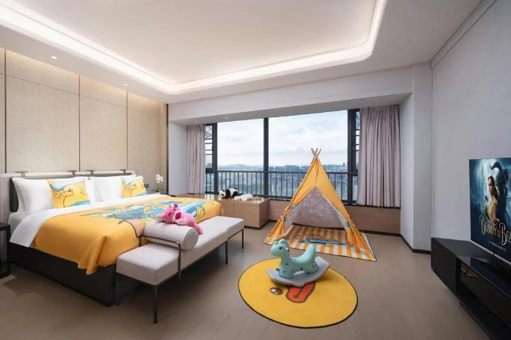 Bed in Shenzhen Cloud Park Manhattan Hotel