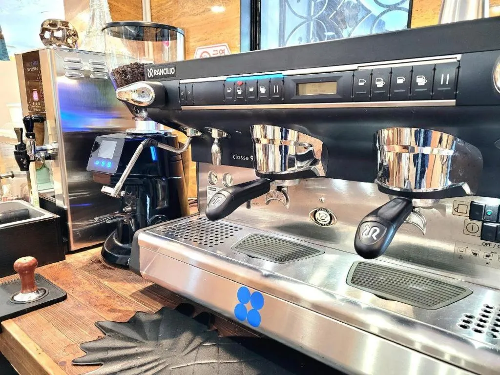 Seorak Mt., The East Sea and hot spring