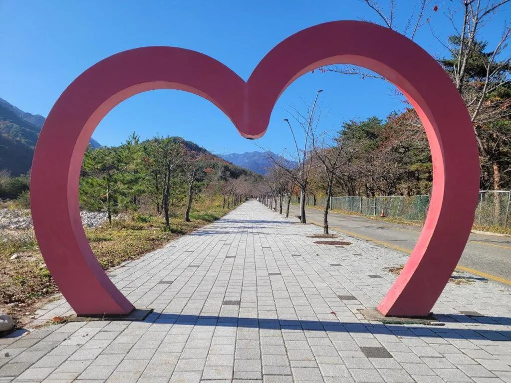 Seorak Mt., The East Sea and hot spring