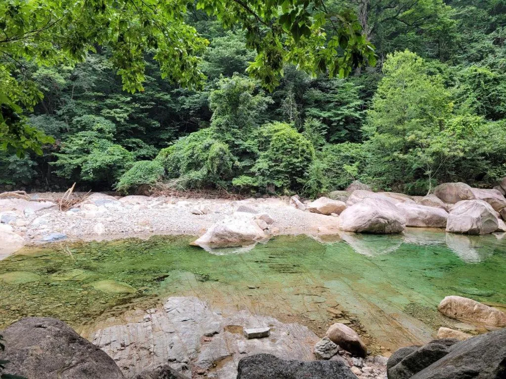 Seorak Mt., The East Sea and hot spring