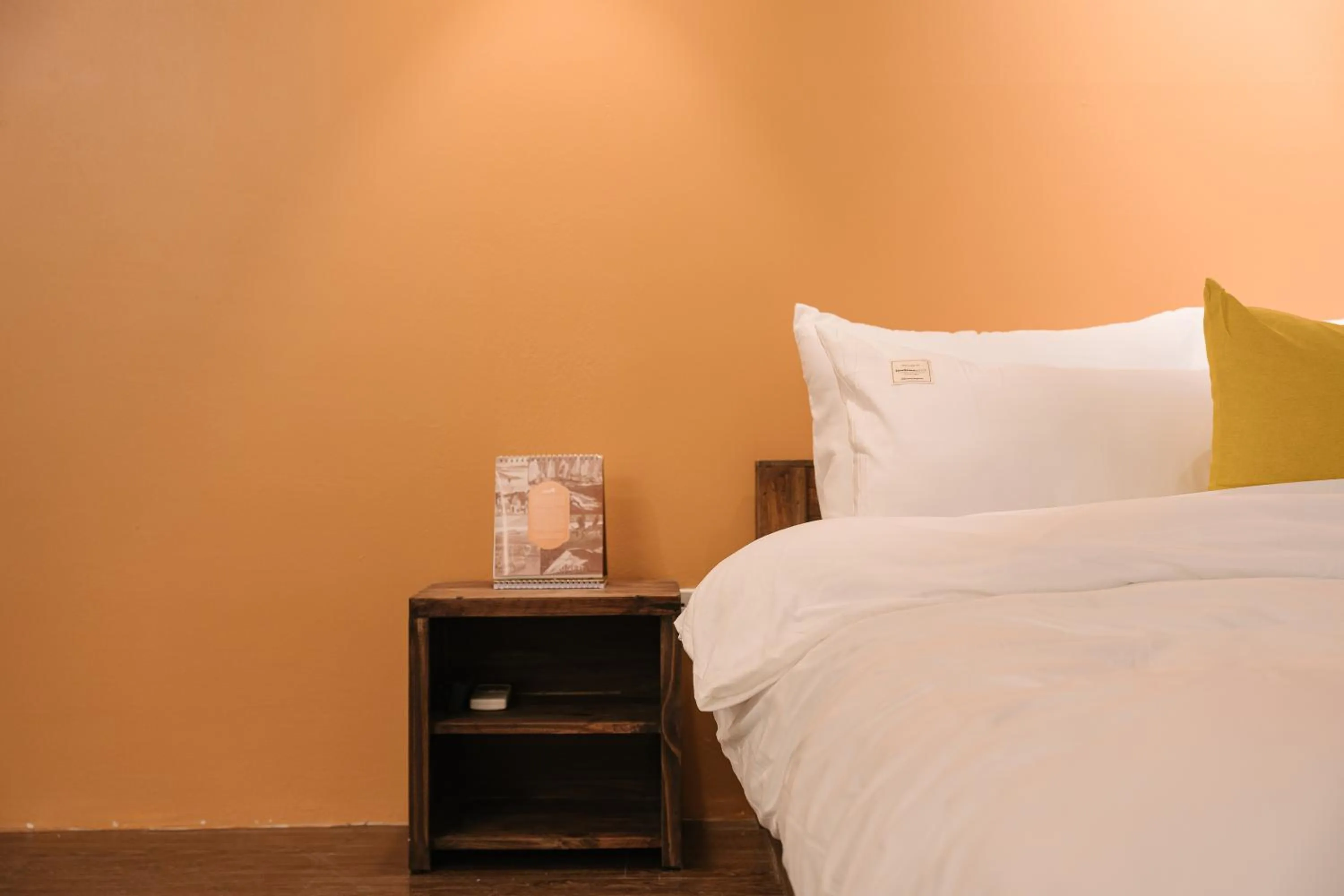 Bed in OH Trendy homes Hoan Kiem PNL1