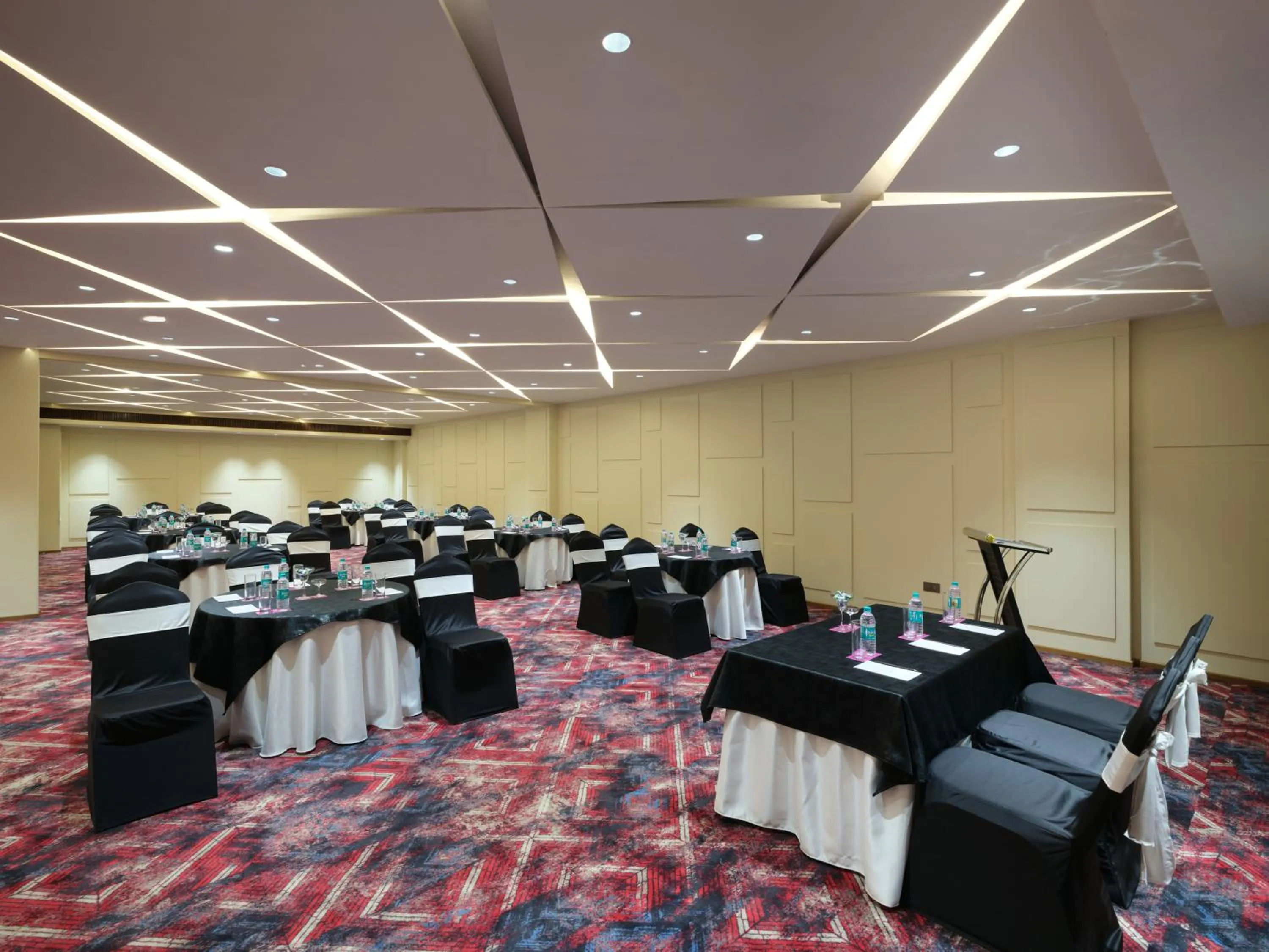 Banquet/Function facilities in Regenta Place Gwalior