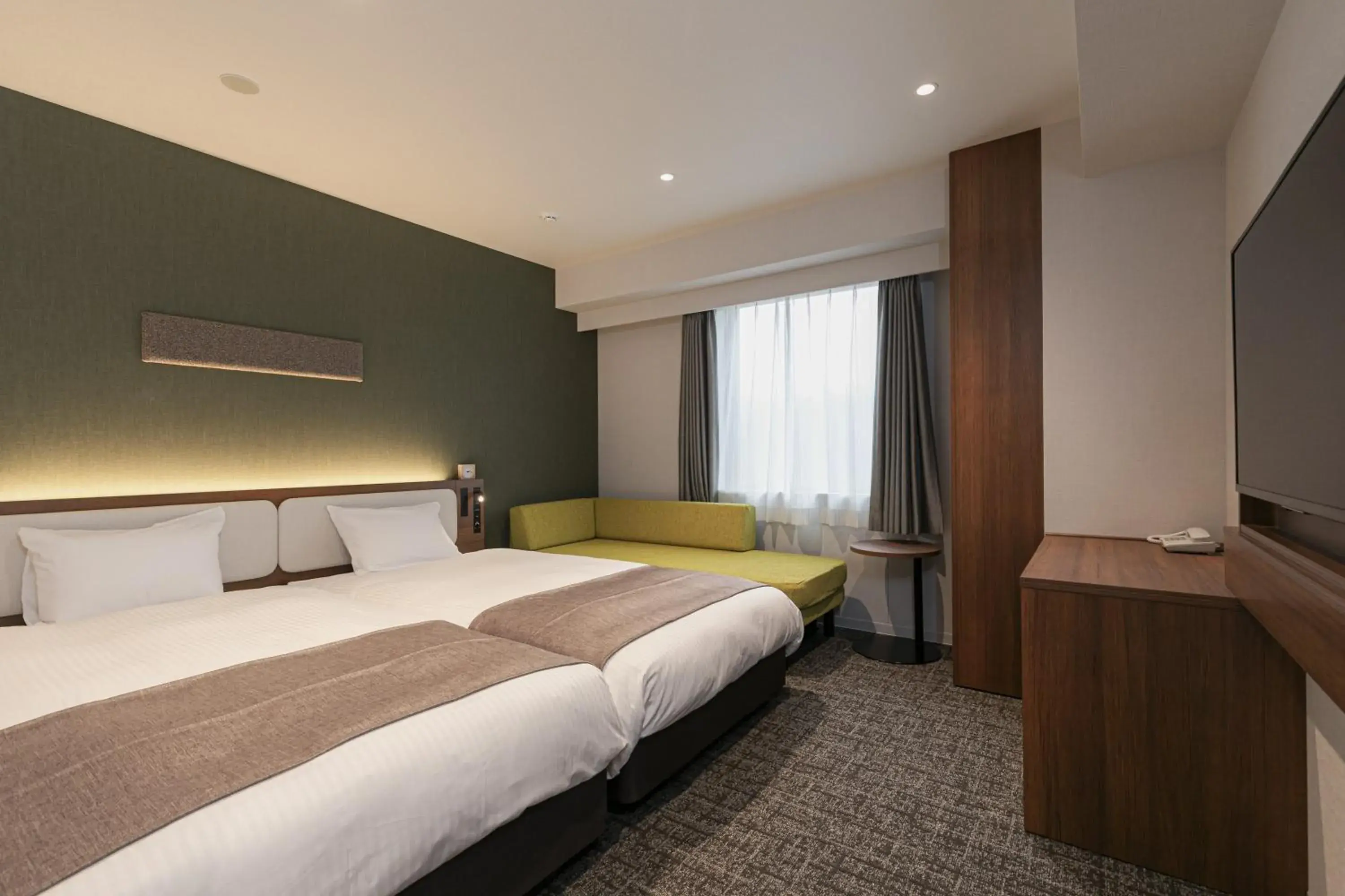 Triple Room with Shower in Shimanami PRIME HOTEL IMABARI Triple Room with Shower in Shimanami PRIME HOTEL IMABARI